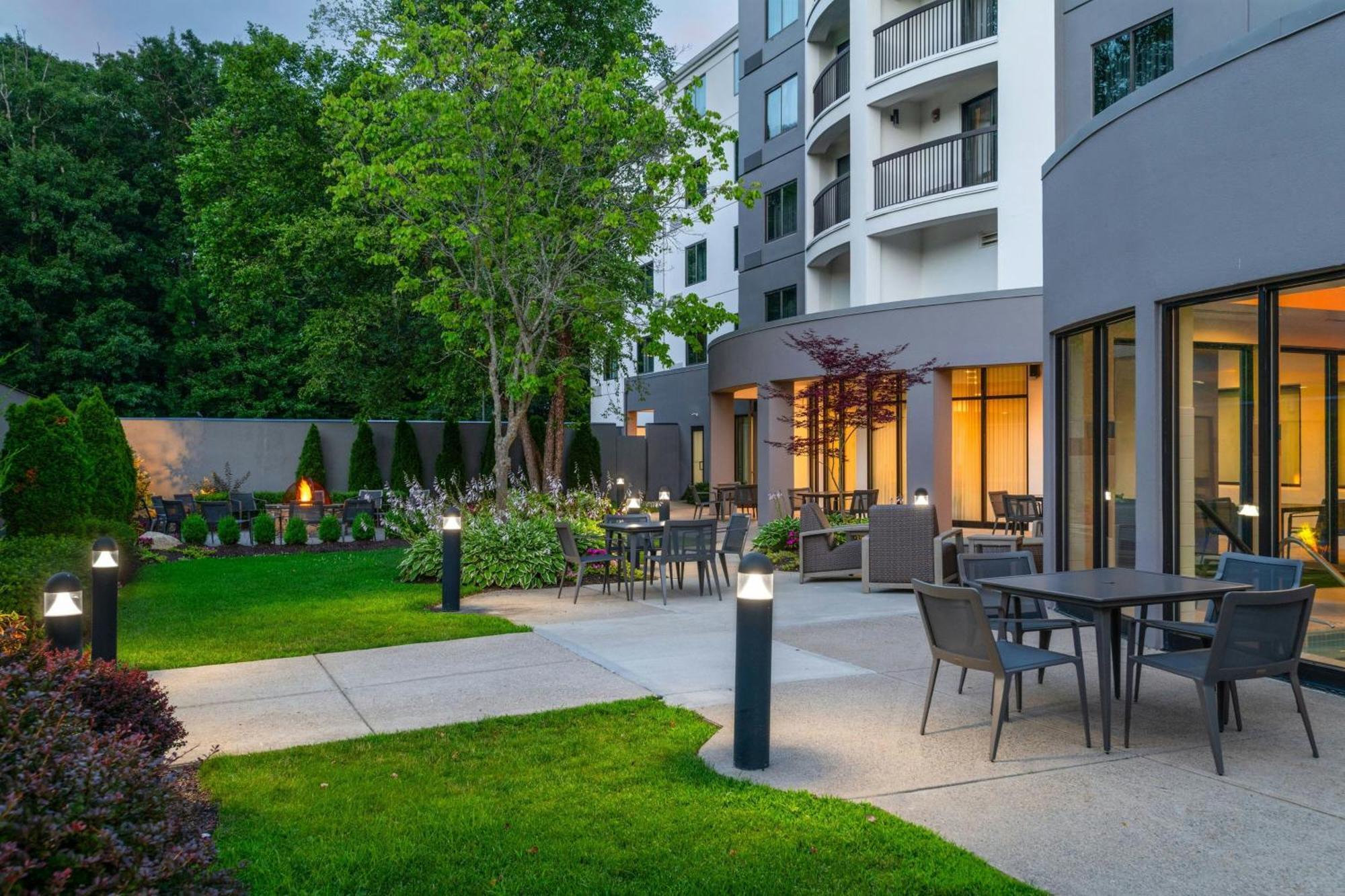 Courtyard By Marriott Providence Lincoln Otel Dış mekan fotoğraf