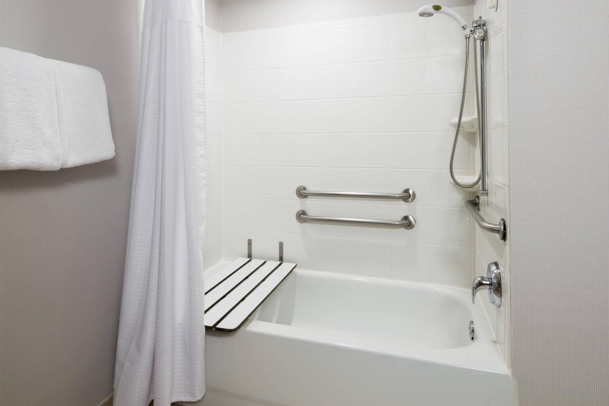 Courtyard By Marriott Providence Lincoln Otel Dış mekan fotoğraf